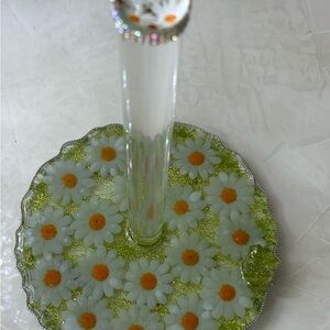 Paper towel roll holder countertop